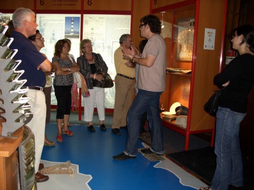Музей-маяк (исп. Museo del Faro, катал. Museu de Fars)