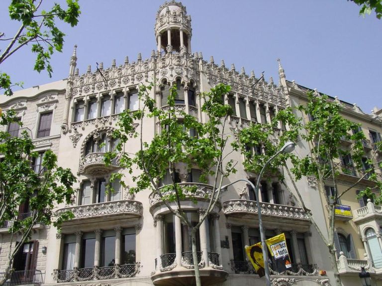 Дом Льео Морера (Casa Lleó Morera)