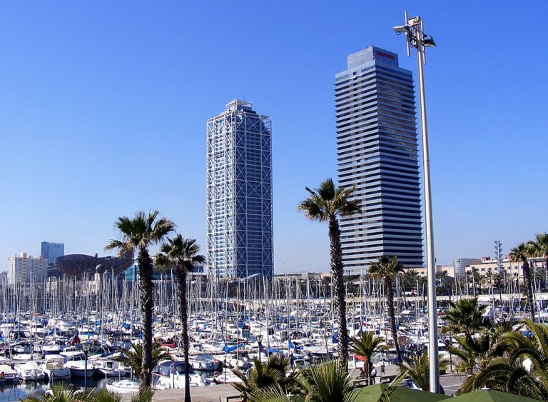 Порт-Олимпик (Port Olimpic De Barcelona)