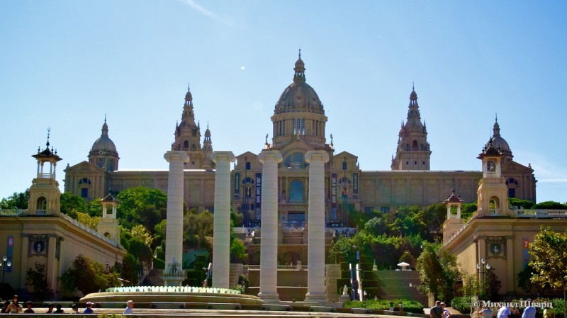 Национальный музей искусства Каталонии (Museo Nacional de Arte de Cataluña)