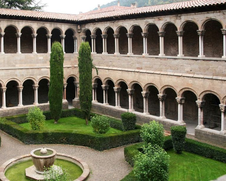 Риполь (исп. Ripoll)