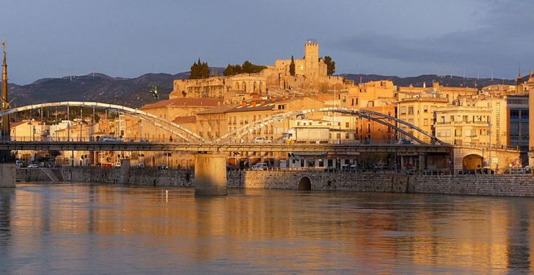 Тортоса (исп. Tortosa)