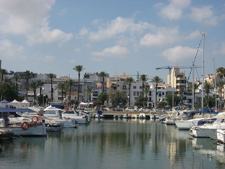 Виланова-и-ла-Хельтру (Vilanova i la Geltrú)