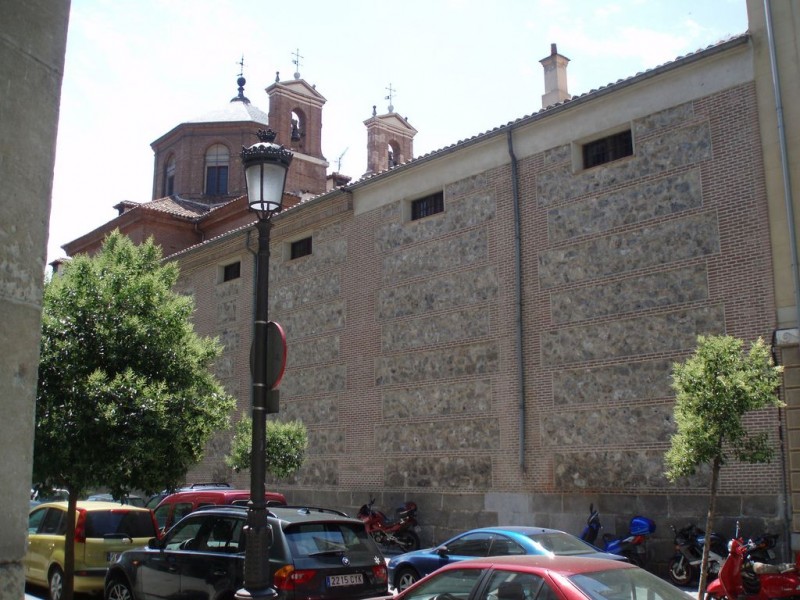 Женский августинский монастырь Энкарнасьон (Real Monasterio de la Encarnación)