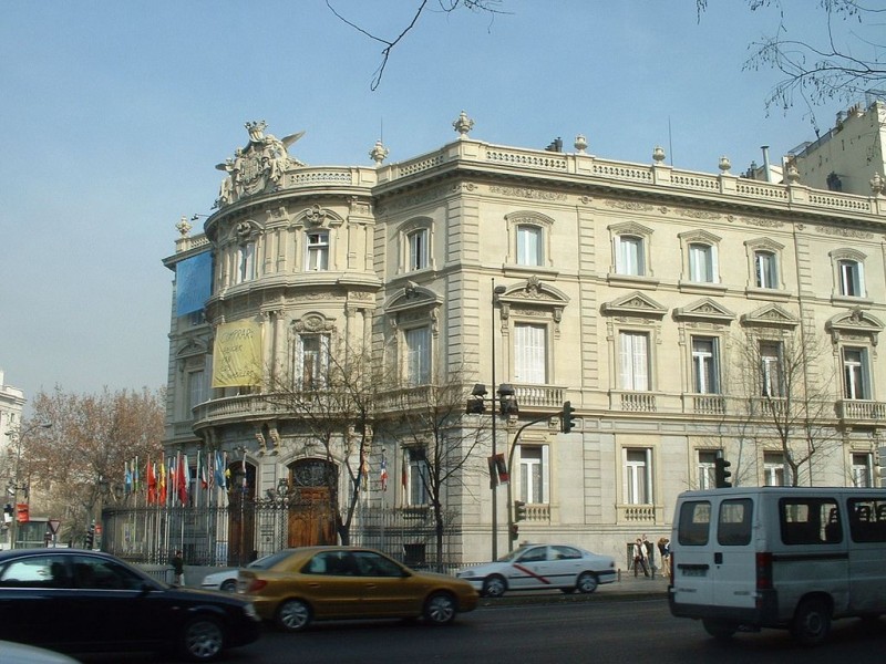 Дворец Линарес (Palacio de Linares)
