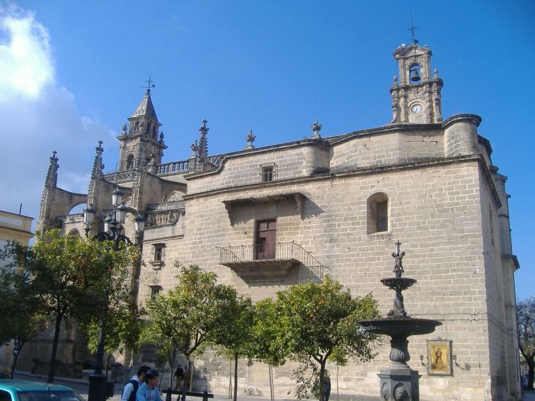 Церковь святого Иакова (Iglesia de Santiago)