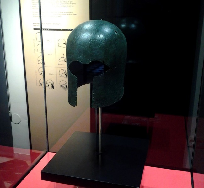 Коринфский шлем