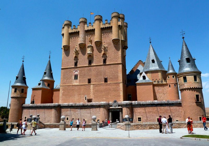 Алькасар в Сеговии (Alcázar de Segovia)