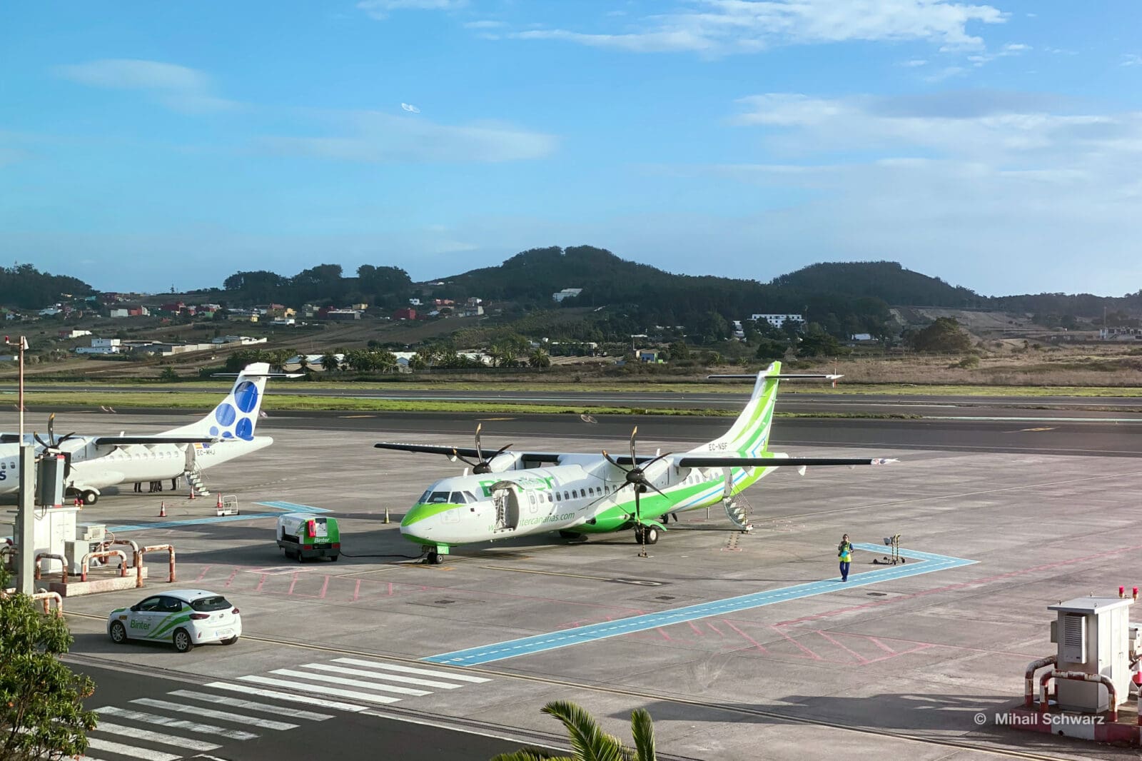 Самолёты Binter и Canary Fly в Северном аэропорту