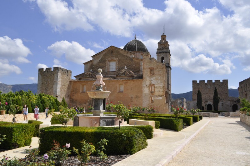 Монастырь Санта-Мария-де-ла-Вальдигна (Monasterio de Santa María de la Valldigna) Фото Tonogayora