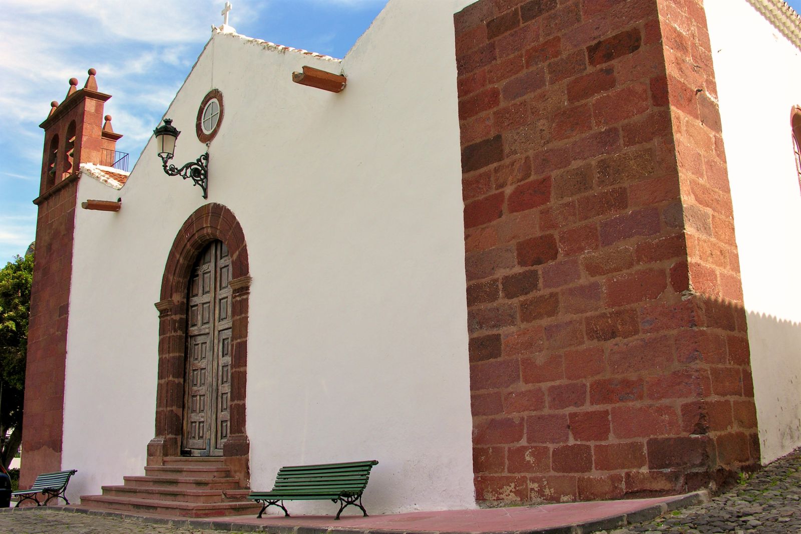 Церковь Девы Марии Снежной (фото: tenerifetur)