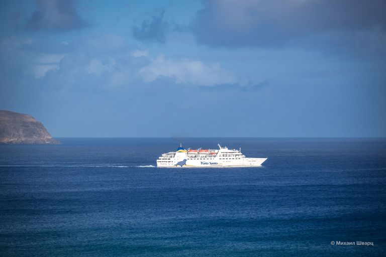 Паром в Porto SantoПаром в Porto Santo