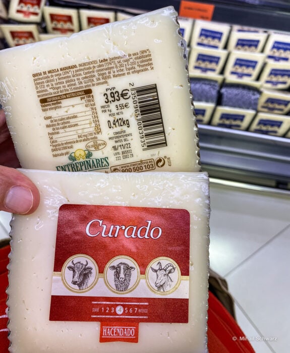Зрелый сыр Сurado, выдержанный в течение 4 месяцев.