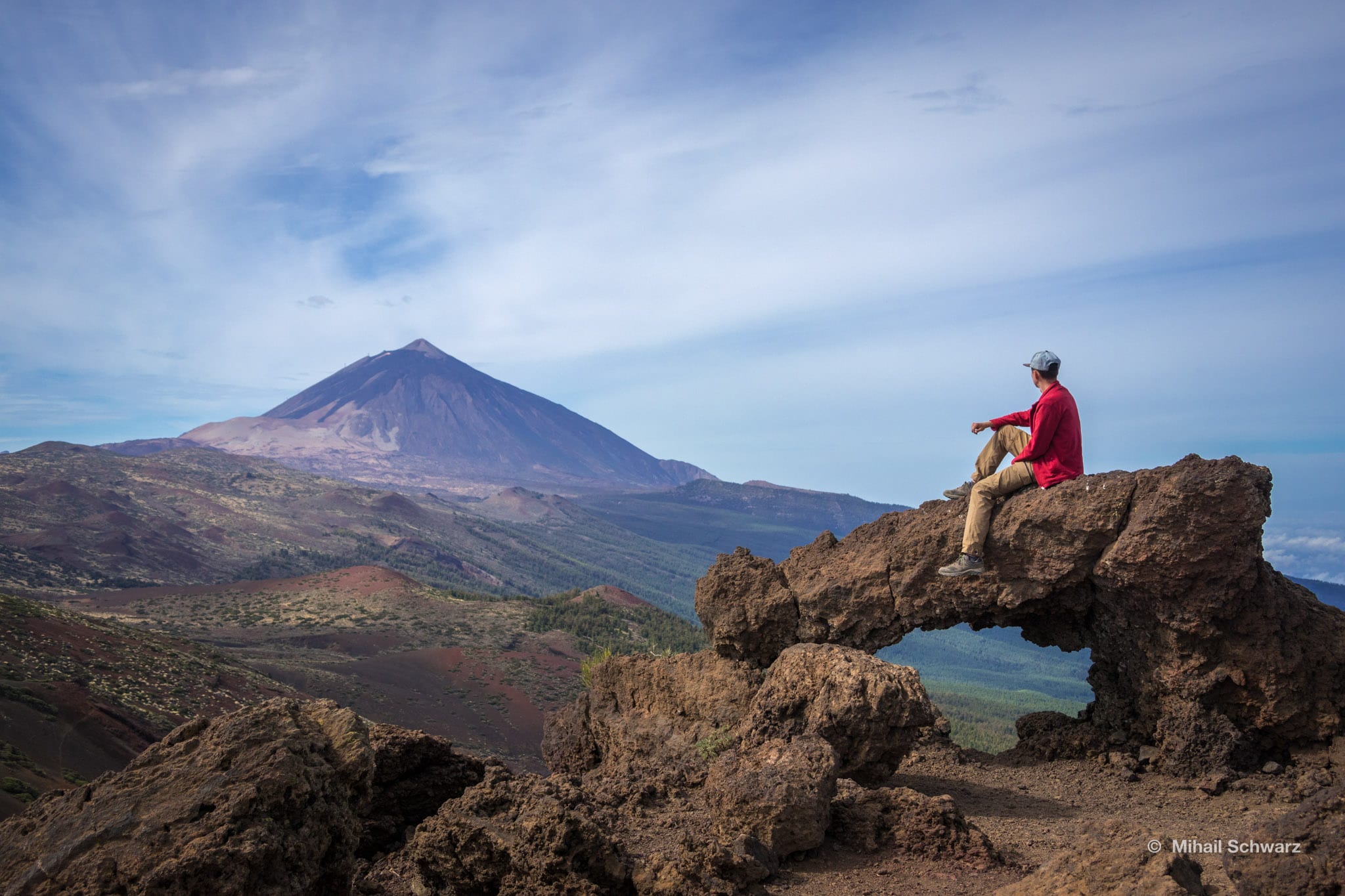 Arch with a view of Teide